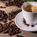 Кава корисна для серця: скільки чашок на день рекомендують кардіологи