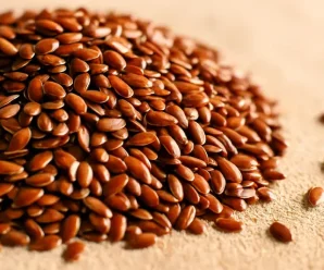 У моєї мами після 50 років стали іноді німіли пальці рук і ніг. Приятелька, медсестра підказала, що це пов’язано з судинами. І навчила, як за ними стежити