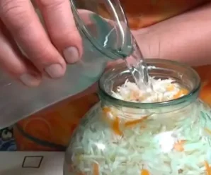 Якщо квасити капусту, то тільки за цими рецептами. Завжди виходить хрумка та соковита