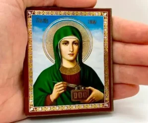 11 жовтня — усі віряни моляться до святої Зінаїди і просять заступництва і допомоги у різних обставинах
