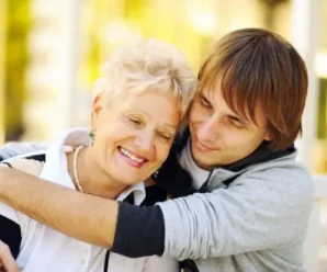 Чому син не поважає матір: Зігмунд Фрейд назвав 7 причин неповаги до матері