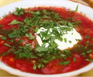 Що першим кладуть у борщ: капусту чи засмажку? Відповіді не знає кожна друга господиня