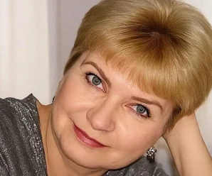 Що потрібно 49-річному чоловікові від 62-річної жінки