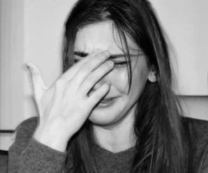 9 ознак того, що вас недолюбили в дитинстві